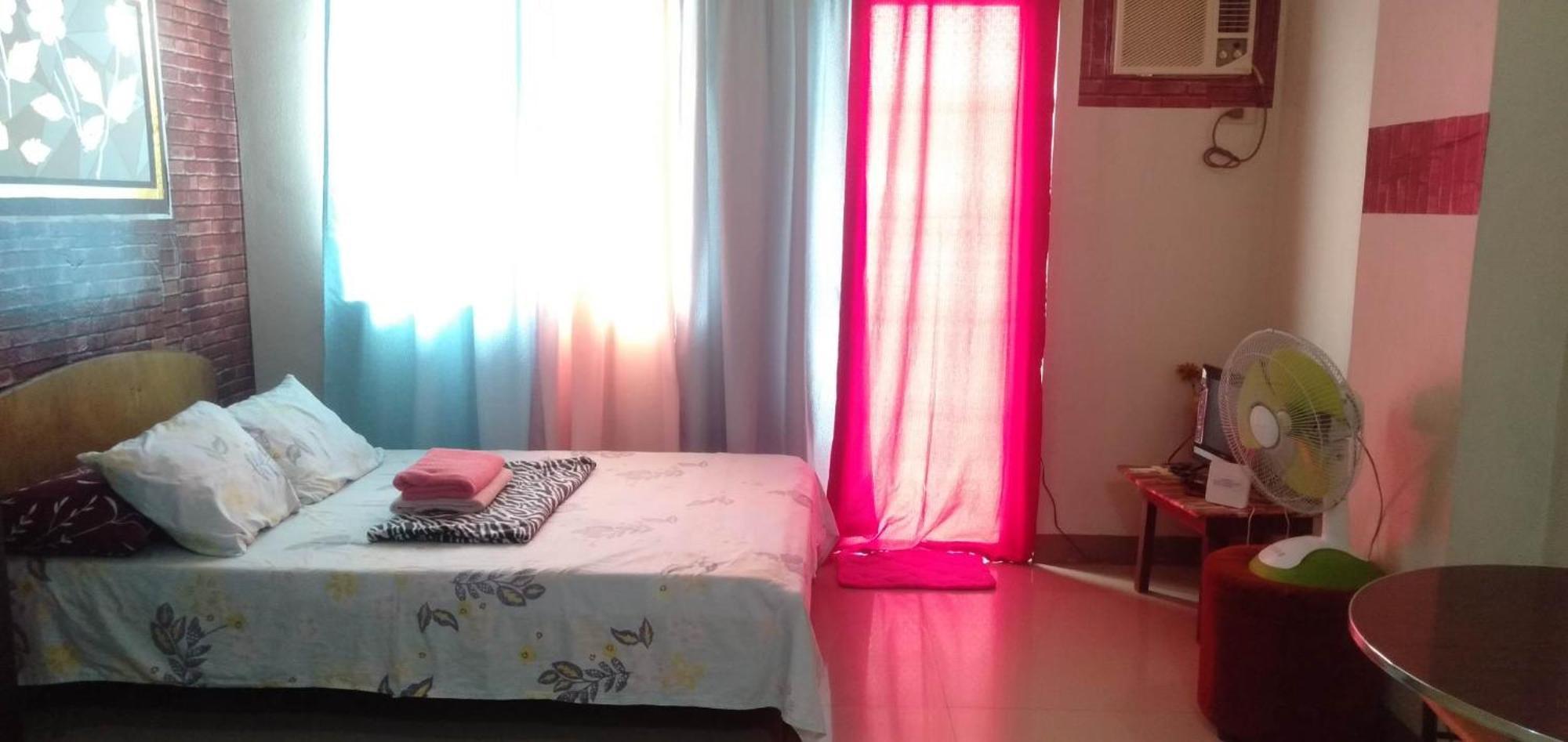 Kassel Residences Staycation Near Naia - Moonwalk Paranaque Paranaque City Exterior photo